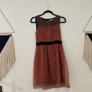 LILI WANG ANTHROPOLOGIE RUST LACE DRESS